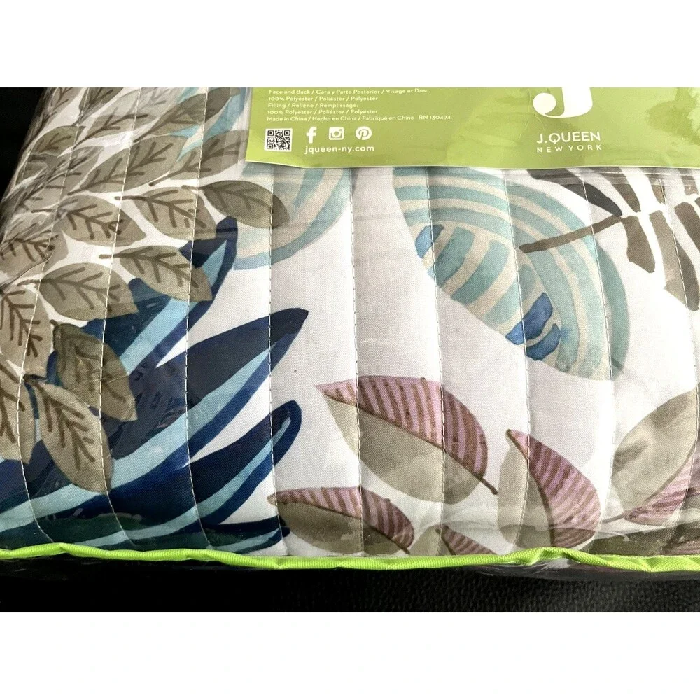 J by J Queen Luxury Rainforest Twin/Twin XL Size 2-Pc Quilt Set $230